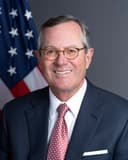 Warren Stephens